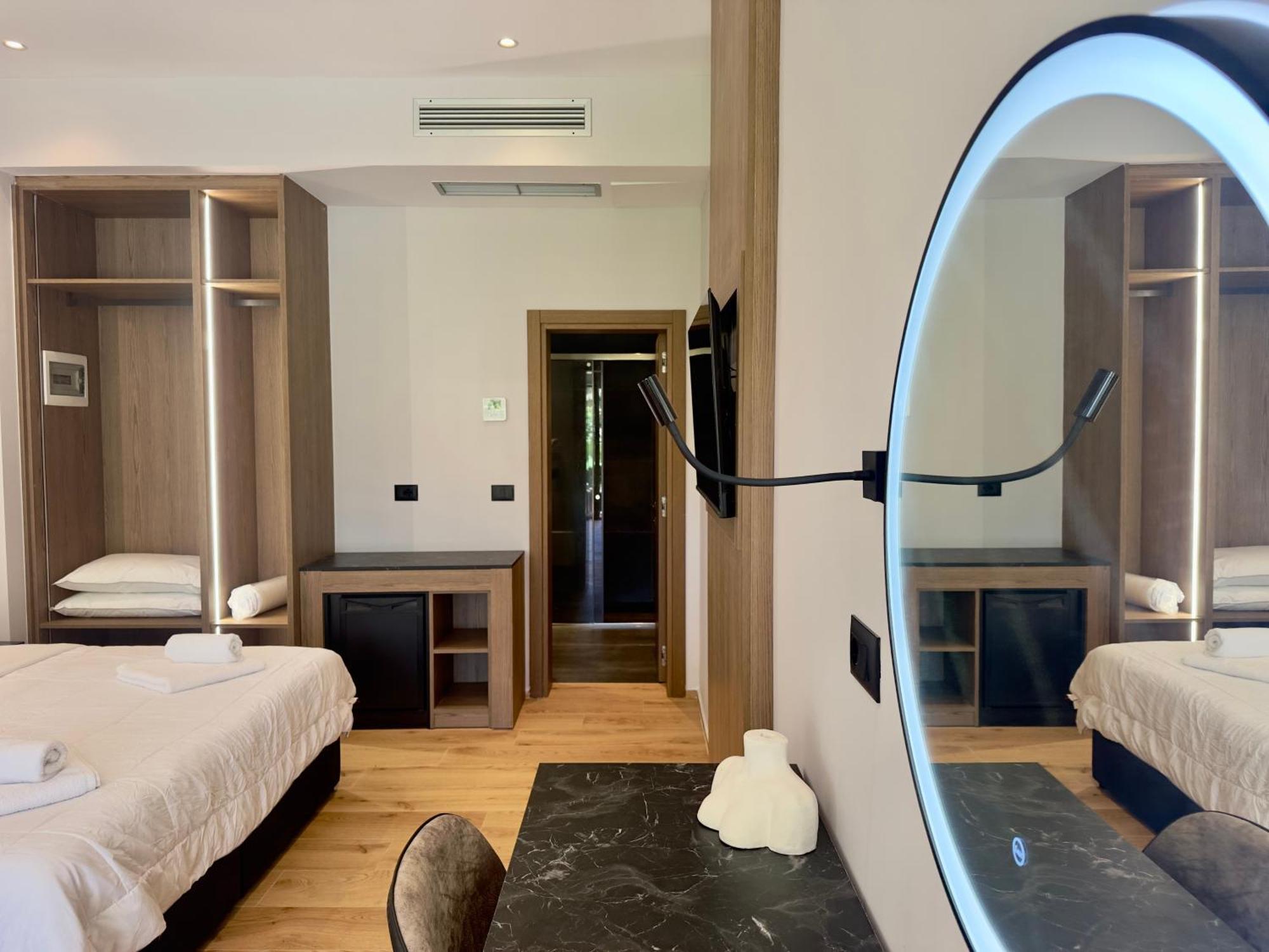 Elmar Comfort Vlore Exterior photo